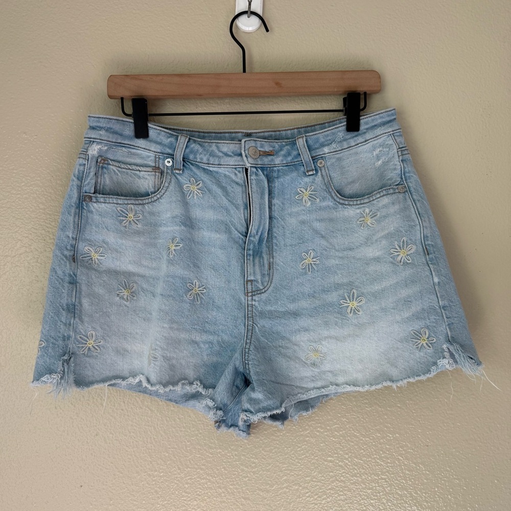 ❇️American Eagle Outfitters 🌼 Jean Shorts 2 for $22❇️